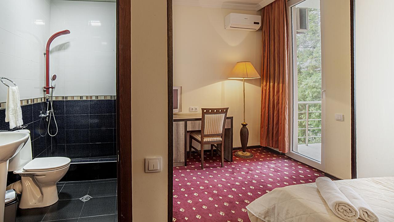 Orange Hotel Gonio Zewnętrze zdjęcie