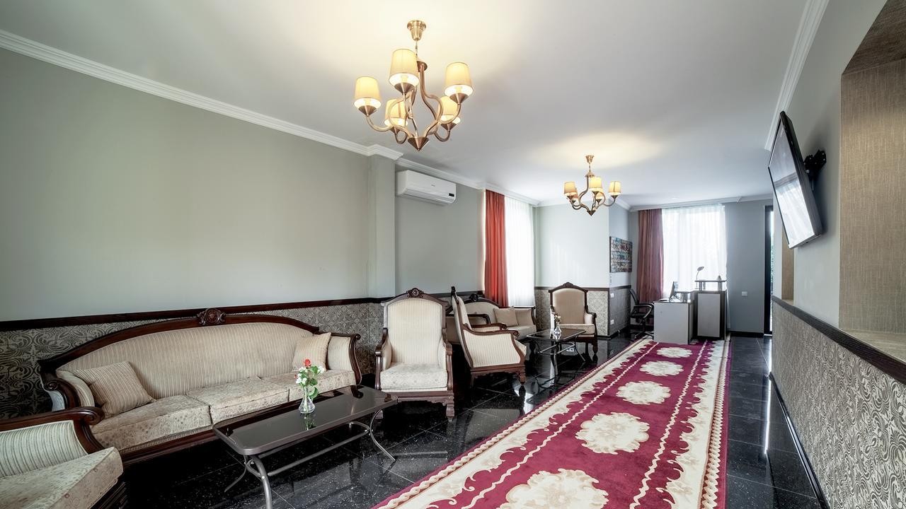 Orange Hotel Gonio Zewnętrze zdjęcie